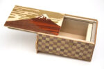 Japanese puzzle box 10steps Fuji and Tsubaki - Image 3